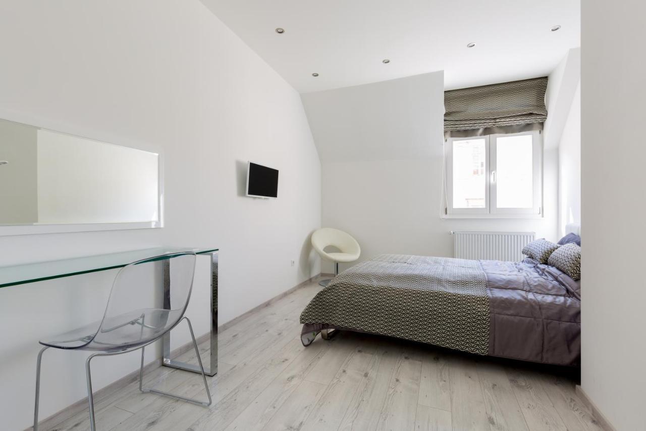 Budapest Central Square 2 Bedrooms Suite - Michaelides Voeroesmarty Square Residences Exteriér fotografie